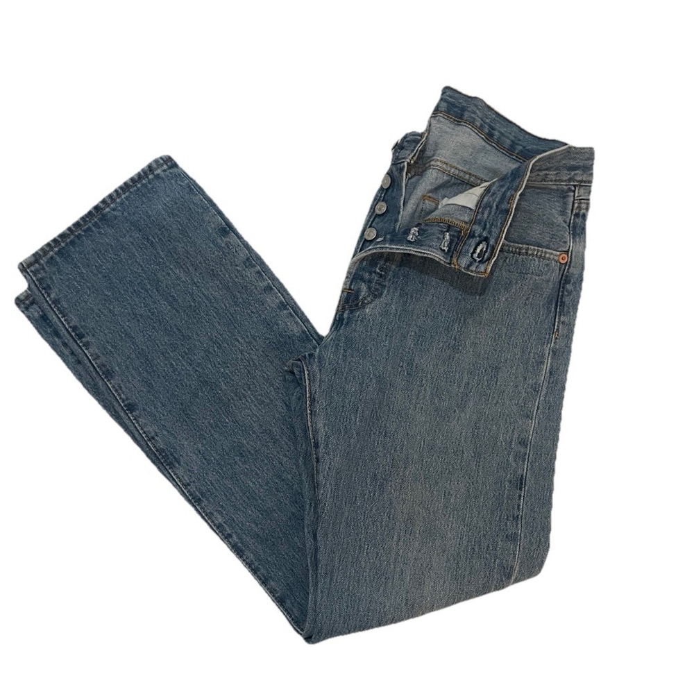 Levis 501 Jeans Mens 32x32 Blue Straight Button Fly Medium Wash Denim Modern